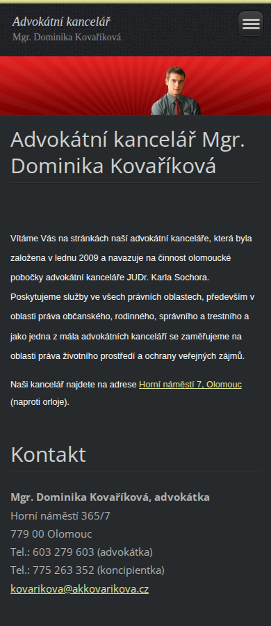 Současný web Advokátní kancelář Mgr. Dominiky Kovaříkové na mobilu