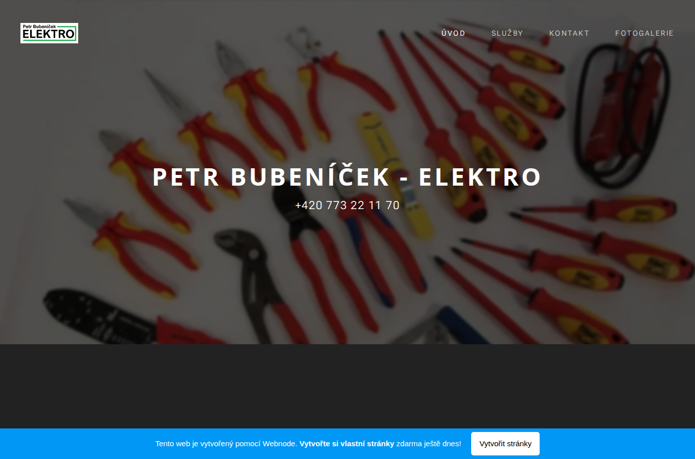 Současný web Bubeníček Elektro na počítači