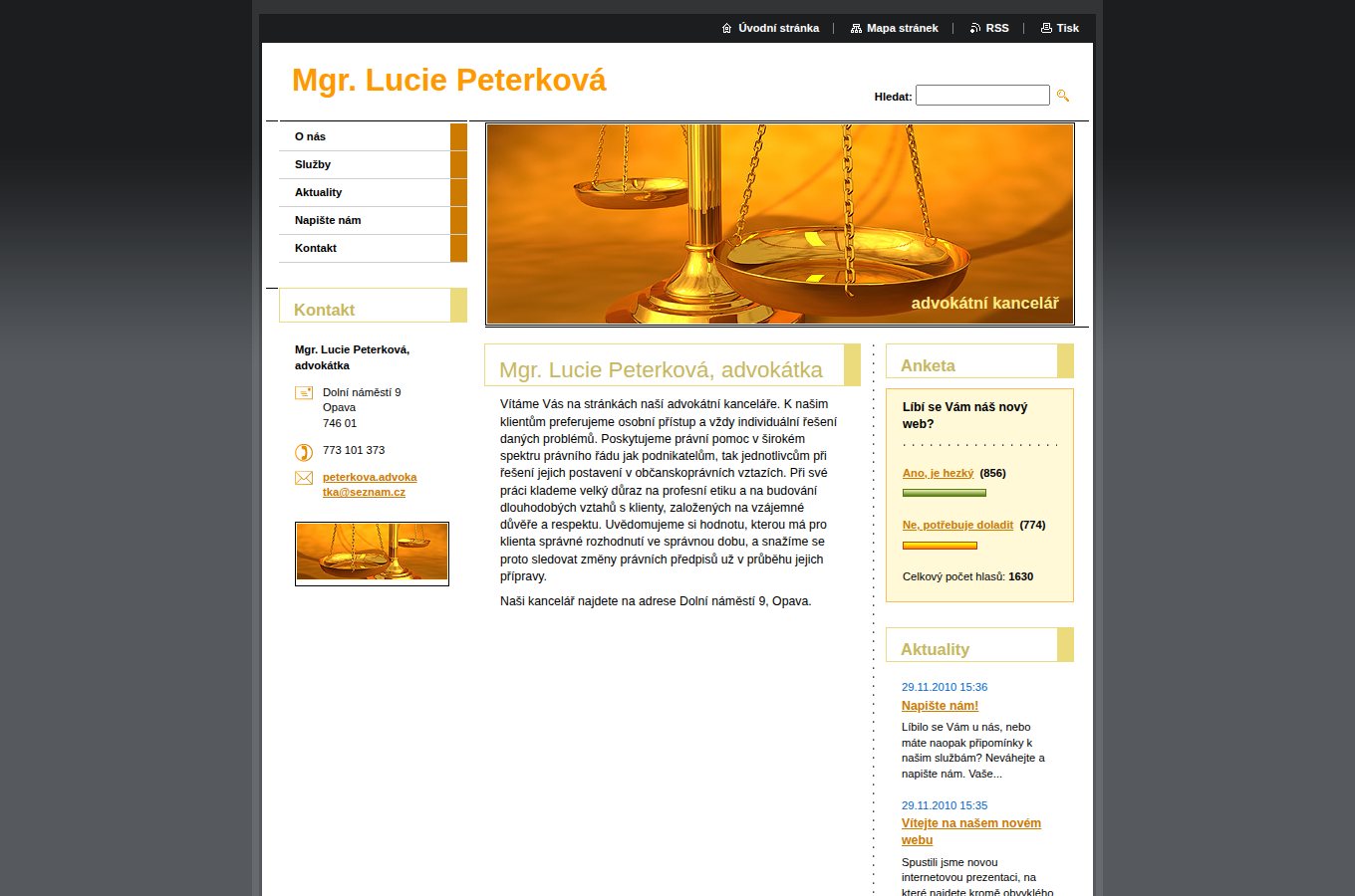 Současný web Mgr. Lucie Peterková na počítači
