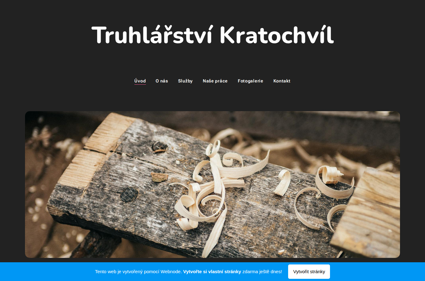 Současný web Truhlářství Kratochvíl na počítači