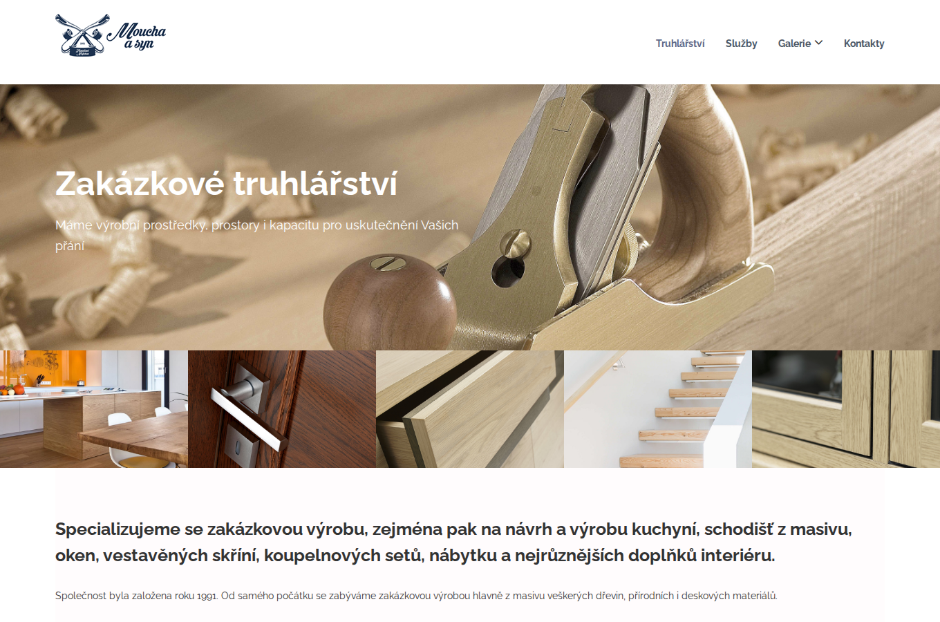 Současný web Truhlářství Moucha a syn na počítači